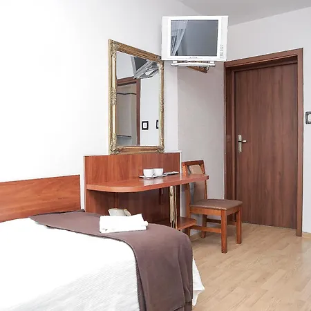 Plac Rybakow 3*