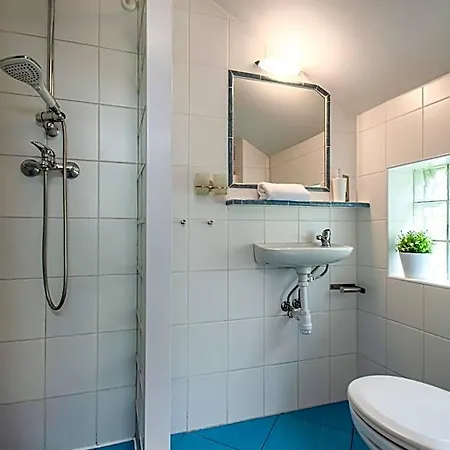 فندق مبيت وإفطار Plac Rybakow 3*