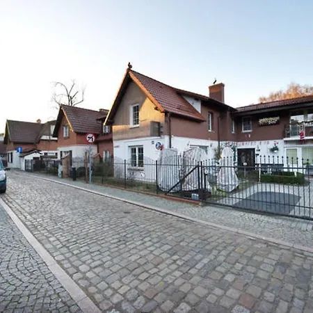 Plac Rybakow Bed & Breakfast