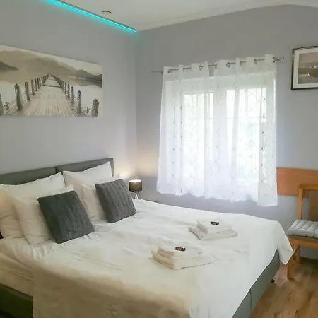 Plac Rybakow Bed & Breakfast 3*