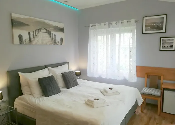 渔夫广场旅馆 住宿加早餐酒店 3*